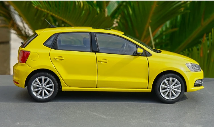 Высокая тщательная 1:18 VW 2012 2013 POLOGTI сплав модель автомобиля статические металлические модельные автомобили оригинальная коробка для подарков коллекция