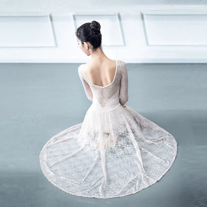Фото Элегантное кружевное балетное платье-пачка с длинным рукавом для взрослых