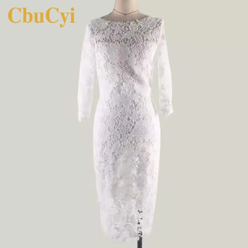Женское офисное облегающее платье футляр белое кружевное карандаш с цветочным