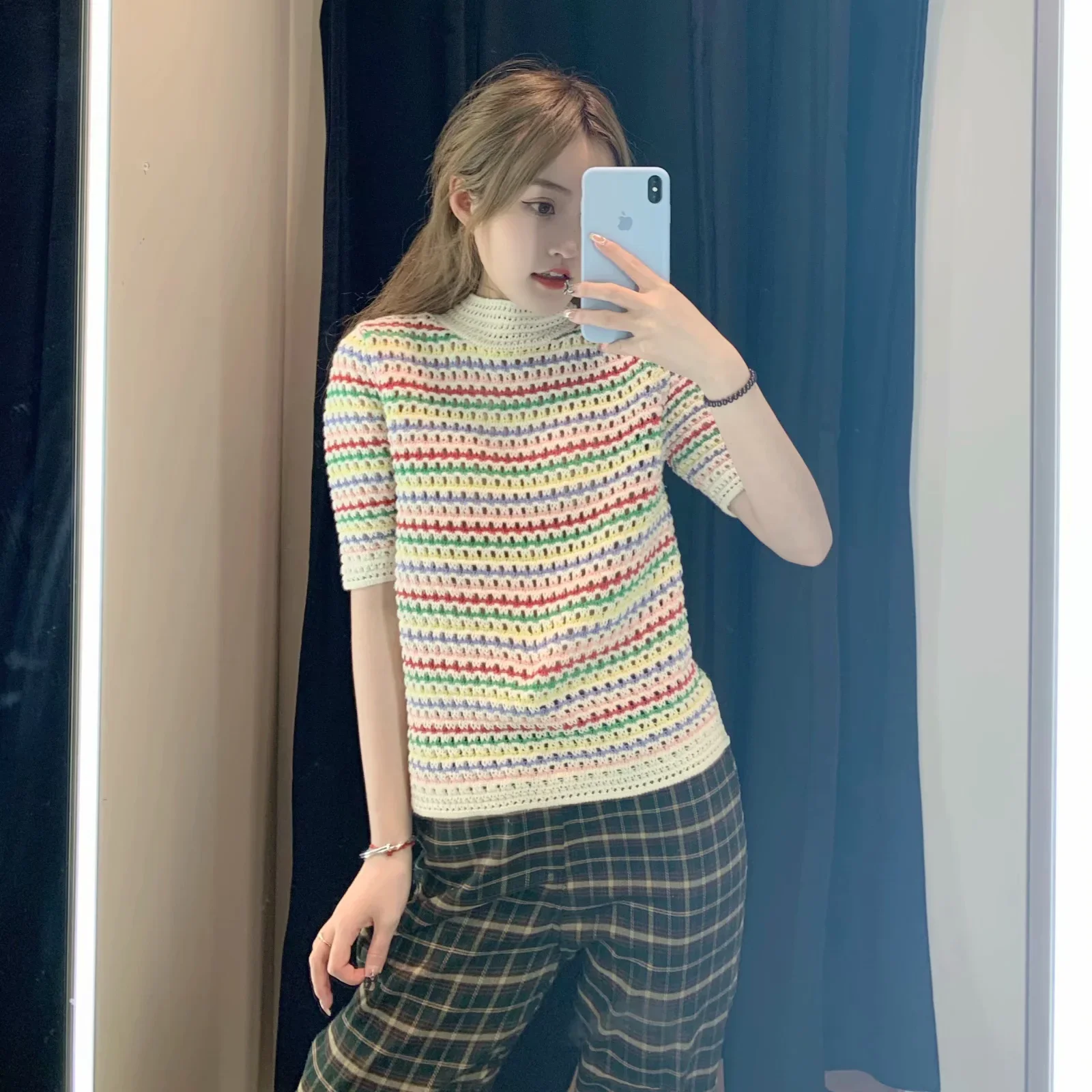 

Color striped knit sweater top