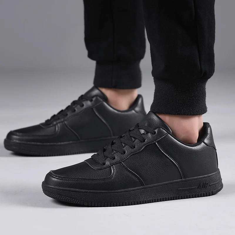 

Non-Slip Men Sneakers White Breathable Casual Male Outdoor Walking Shoes Fashion Flat High-Quality Shoes Comfortable
