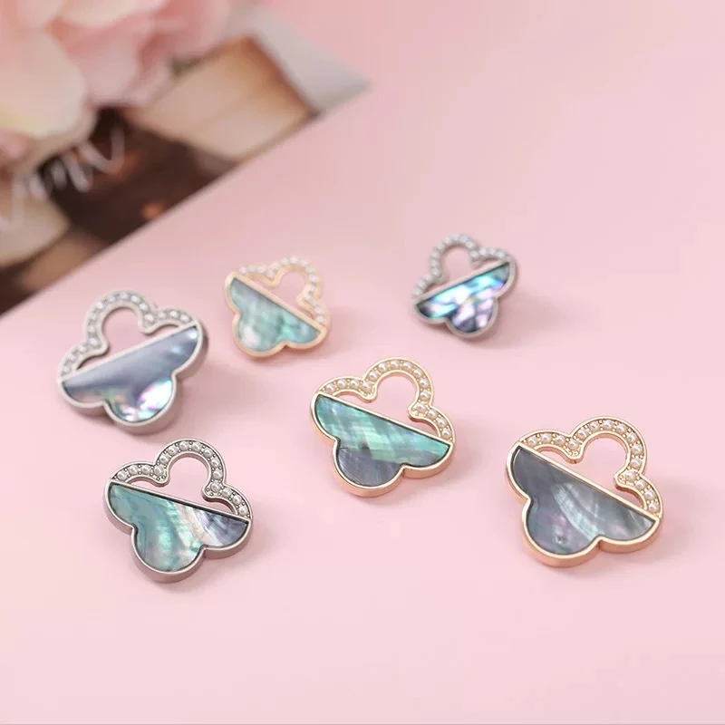 

10pcs Gold Pearl Flower Buttons DIY Sewing Accessories Women's Shirt Buttons Color Hollow Metal Decorative Buttons for Clothing