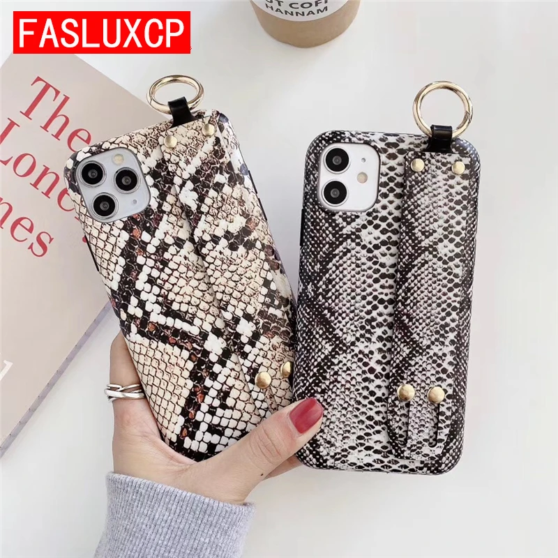 Роскошный чехол со змеиным узором и ремешком на запястье для телефона iPhone 11 12 Pro Max