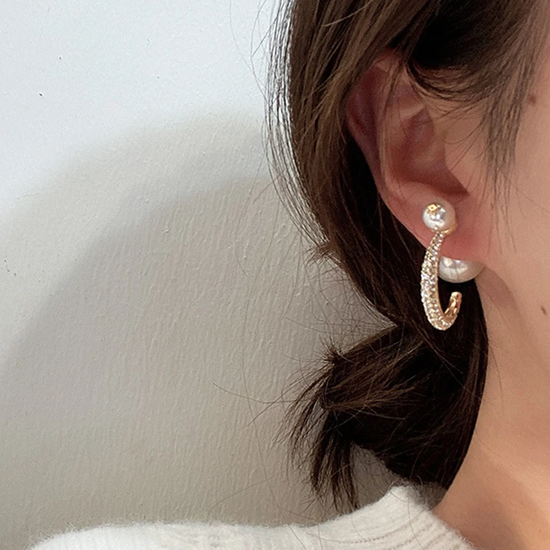 Золотые геометрические полые серьги с открытым круглым крючком эффектные