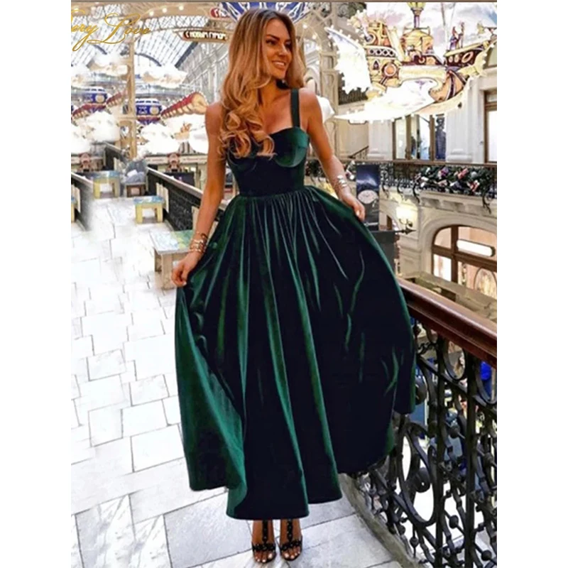 

Emerald Green Velvet Prom Dresses 2021 Simple Straps Formal A line Party Gows Plain Short Evening Dress Zipper Up Back