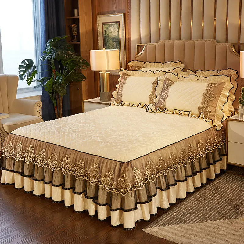 Lace Velvet Bed Skirt Queen Full King Cover with Surface Quilted Bedspread Elastic Band Soft Warm European 3-Piece | Дом и сад