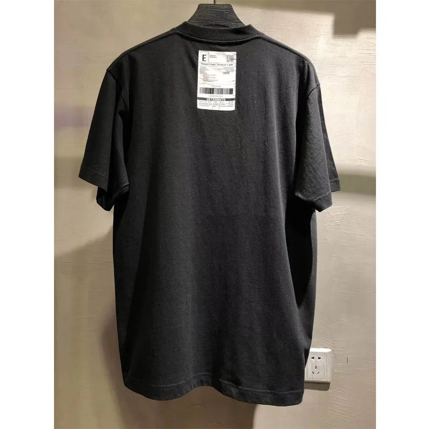 Мужская/женская летняя/Весенняя футболка с желтыми буквами | Мужская одежда