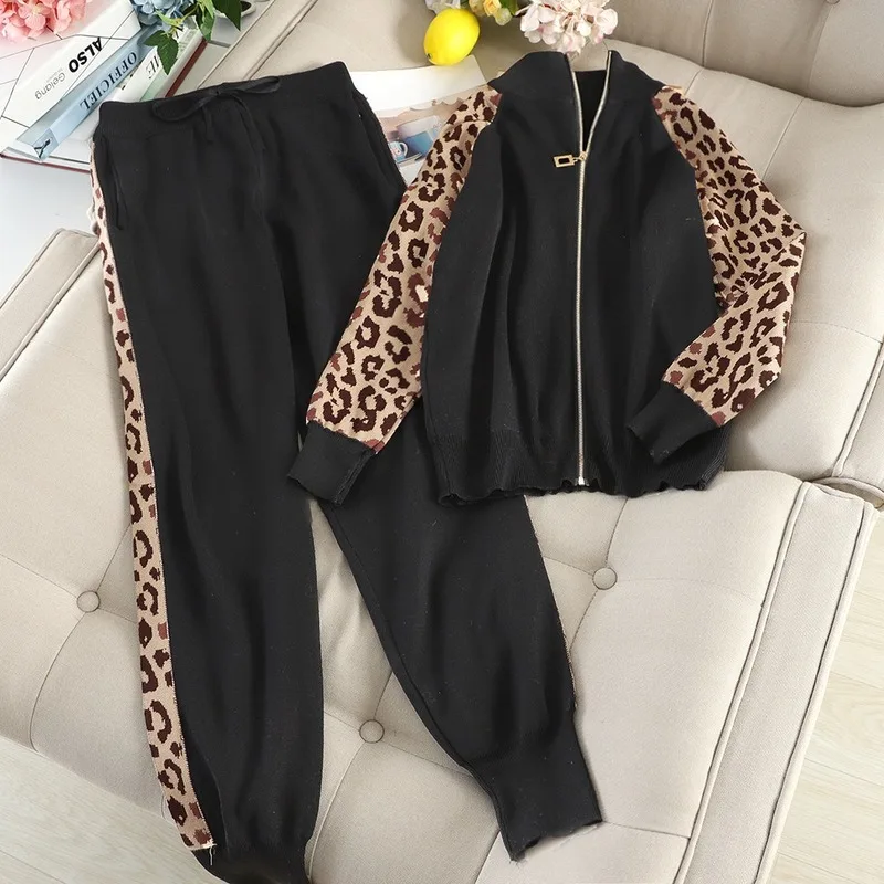 New Casual Knit Sports Suit Female Leopard Stitching Cardigan Shirt Small Fragrance Two-piece |
