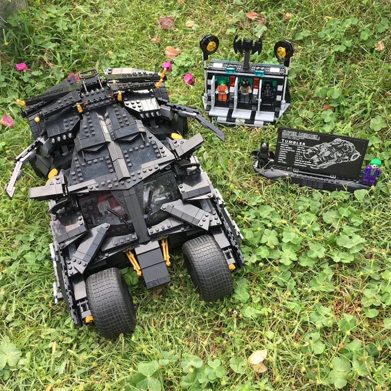 

Модель 76023 года, супергерой-истребитель, летучая мышь, стакан, Темный рыцарь, черный бронированный автомобиль, модель 07060, строительные блоки...