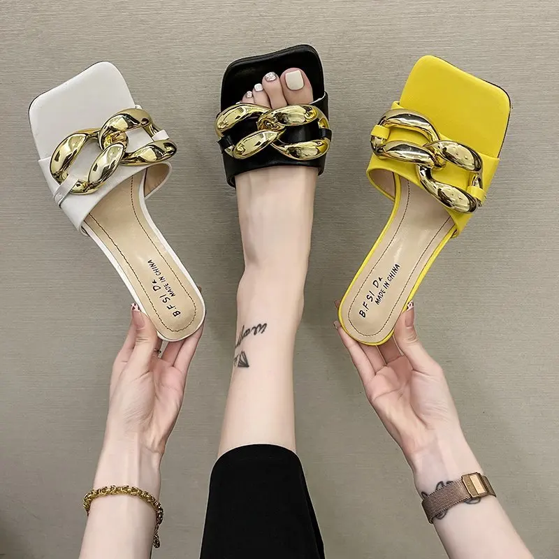 

Rivet Loafers Shoes Woman 2021 Female Slippers Thin Heels Luxury Slides Med Square Toe New Designer PU Rubber Fashion Chain