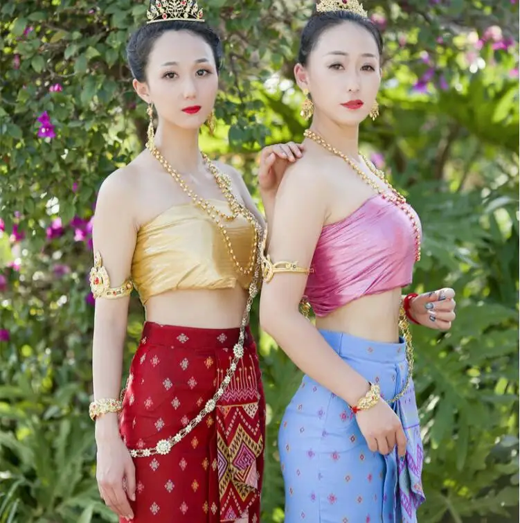 Традиционная одежда для фестиваля Юньнань дай с распылителем воды Женская