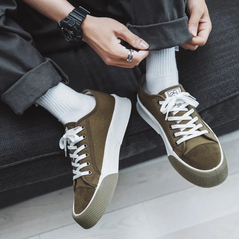 

Summer Classic Trendy Men Vulcanize Sneakers Lace up Chunky Skateboard Sneakers Male Comfortable Breathable Men's Canvas Shoes