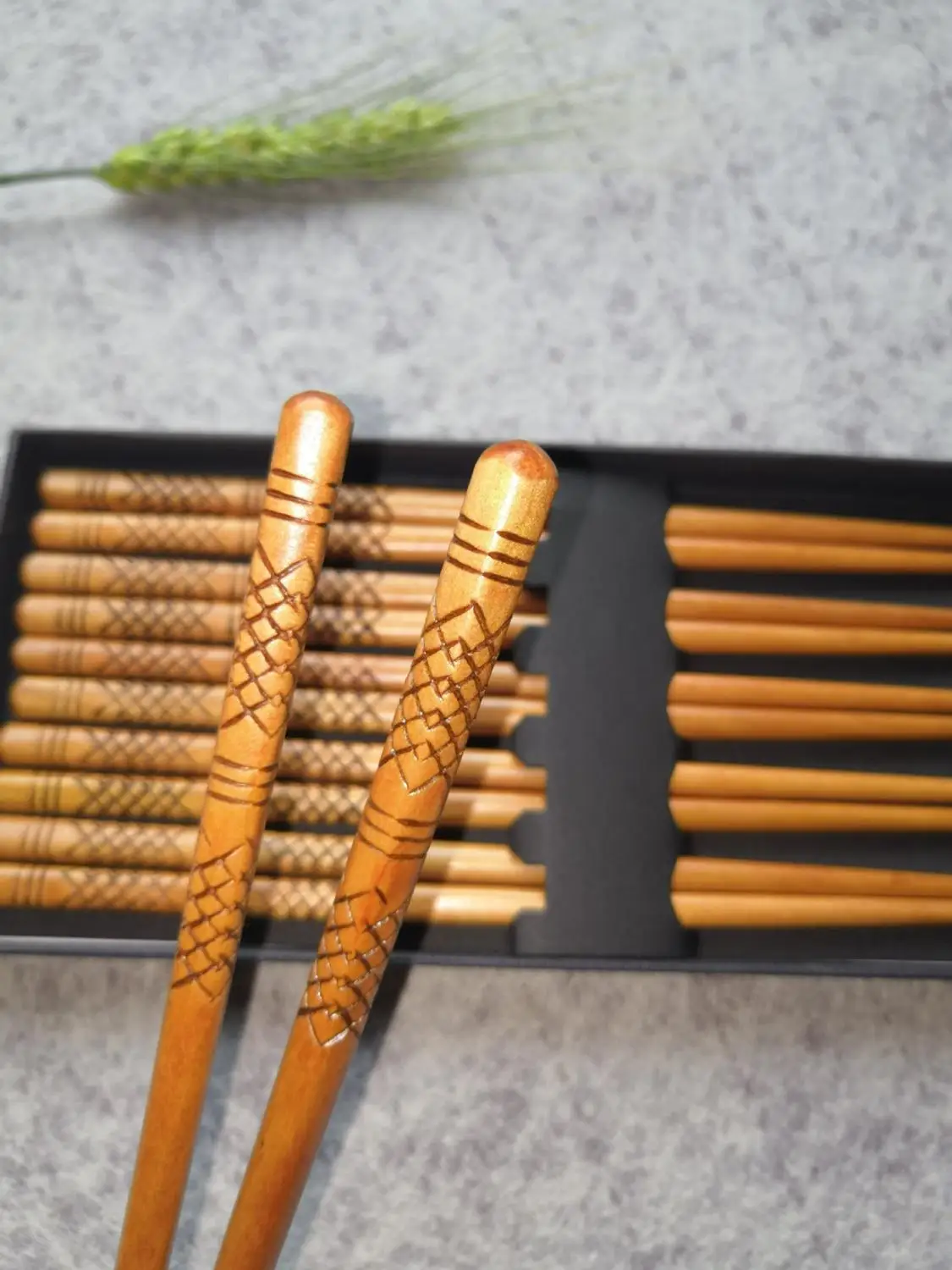 5Pair Hot High Quality Portable Sushi Chop Sticks Chinese Chopstick Learner Gifts Set Exquisite Non-Slip Kitchen Accessorie