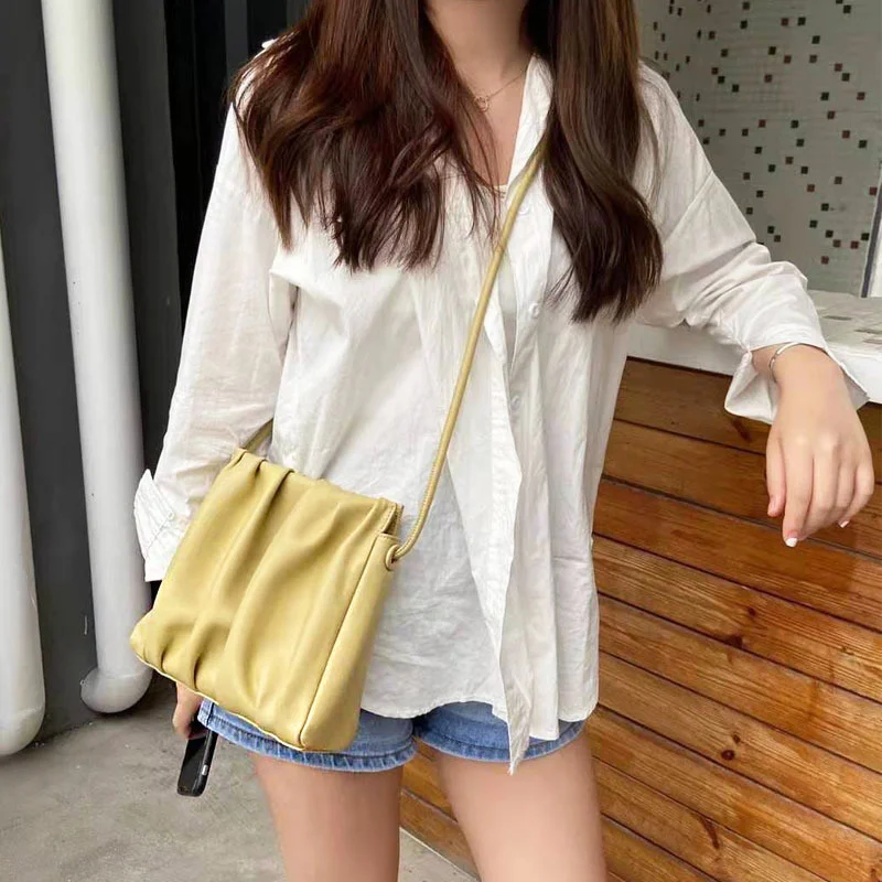

women's new leather in 2021 fashion simple armpit Single Shoulder Messenger solid color pleated cloud Bag