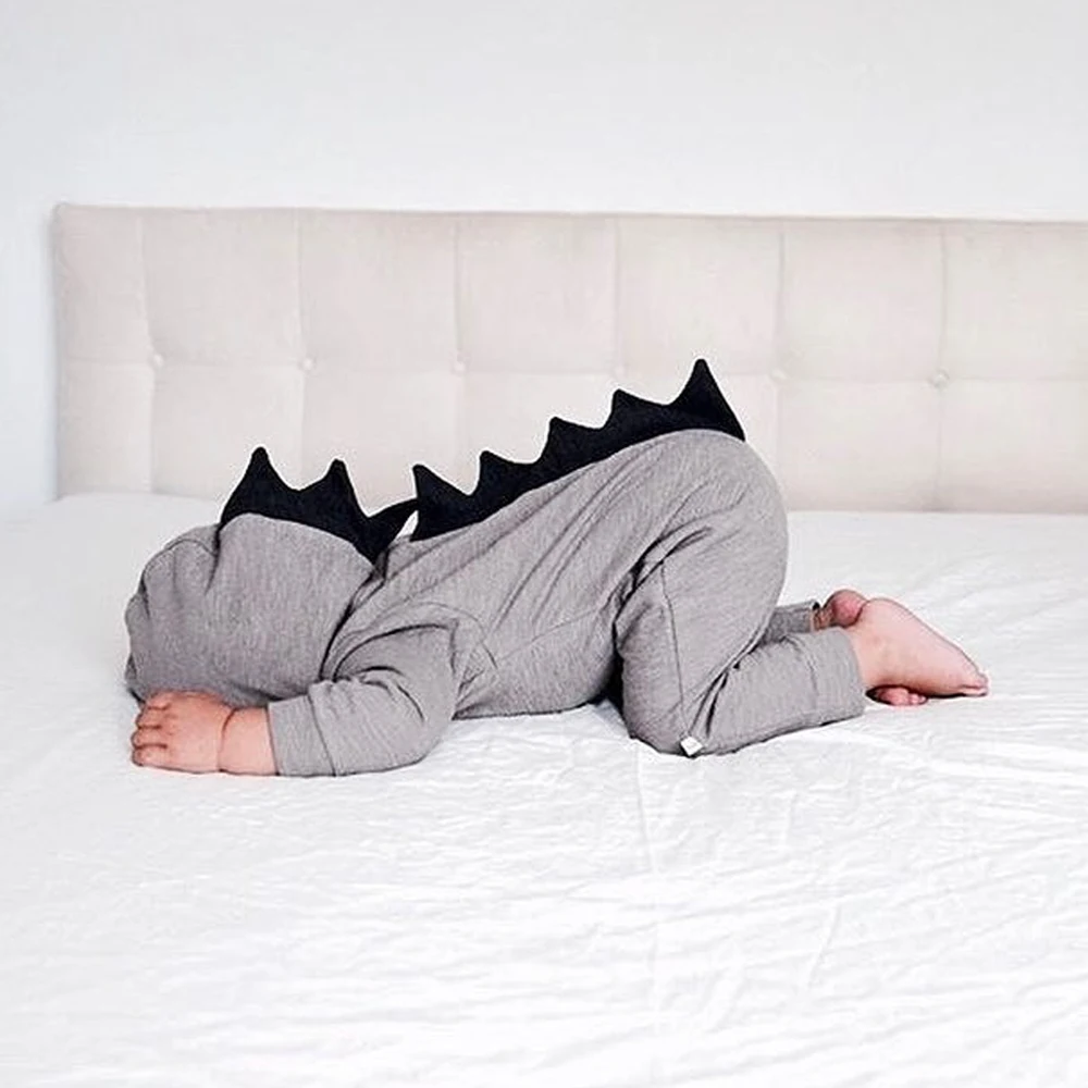 Детский костюм динозавра теплый хлопковый комбинезон с объемным динозавром