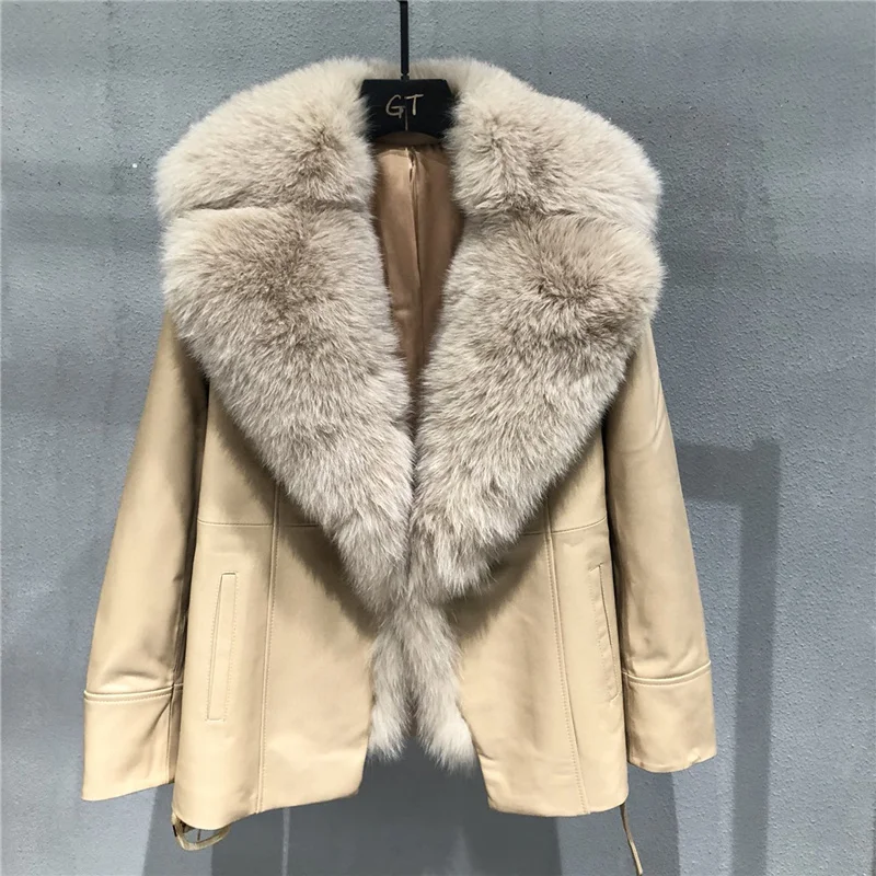 

Женское зимнее пальто из натуральной овечьей кожи, куртка с большим натуральным лисьим мехом и отложным воротником