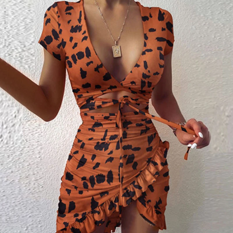 

2021 Summer Floral Print Fashion Tie Up Wrap Mini Dress Holiday Ruffles Sundress Ruched Women's Dress Short Sleeve
