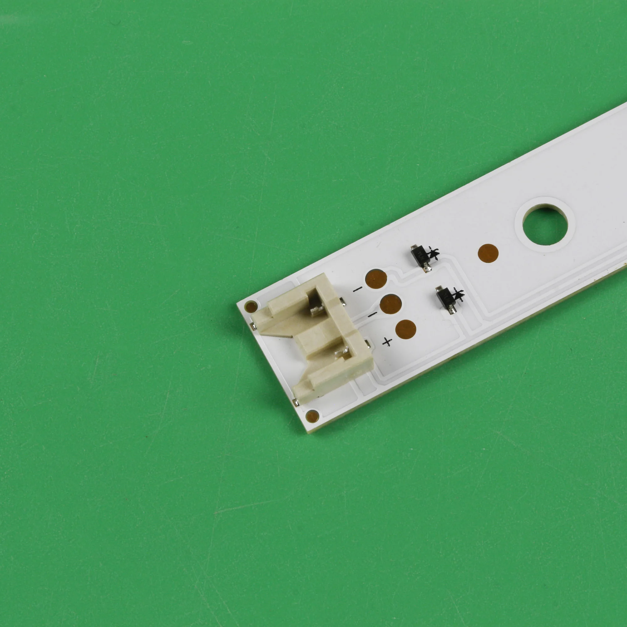 8 pcsset led backlight strip for lg innotek 15 5y 49inch 49uh61_uhd_a b type 49uh601v 49uh620v 49uh603v 49uh610v eay63192605 free global shipping