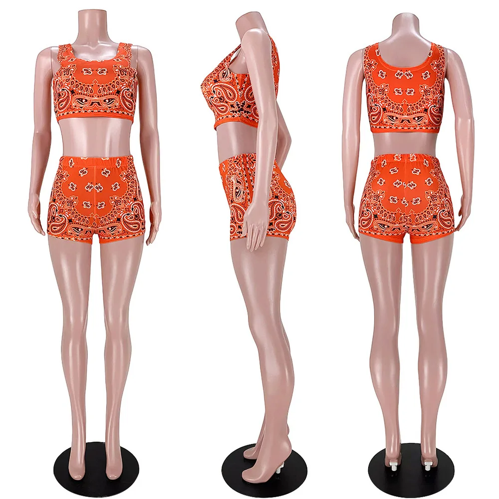 

Color Block Paisley Bandanna Print Two Piece Sport Suit for Women Low Neck Sleeveless Tank Top+skinny Biker Short Matching Set
