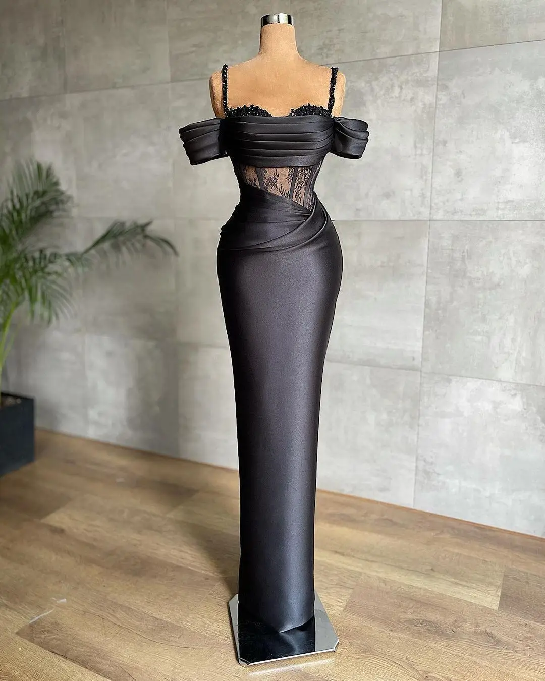 

Сексуальные черные платья для выпускного вечера на тонких бретельках, кружевное платье-футляр с бисером, вечернее платье с юбкой-годе, реал...