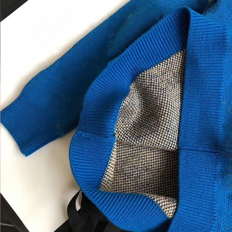 

High quality loose tops for men and women