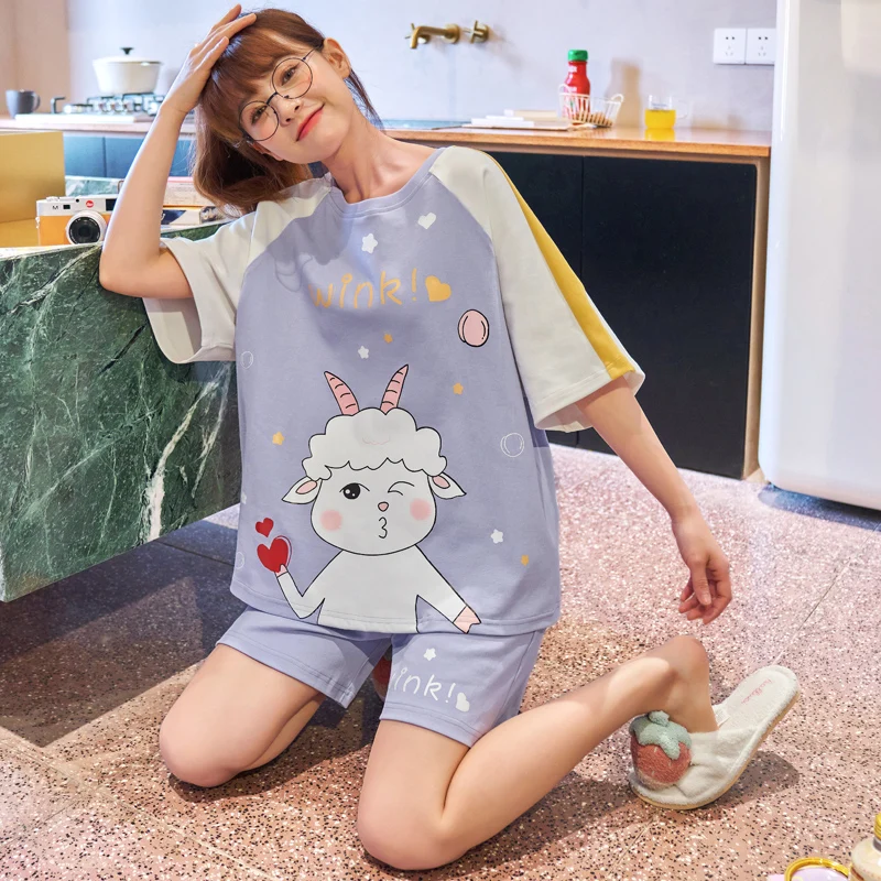 

Женская летняя Пижама с коротким рукавом и мультяшным принтом