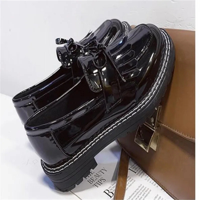 

Tassel women's leather shoes 2021 new fashion high-heeled women shoes casual comfortable thick-soled womens vulcanized shoes