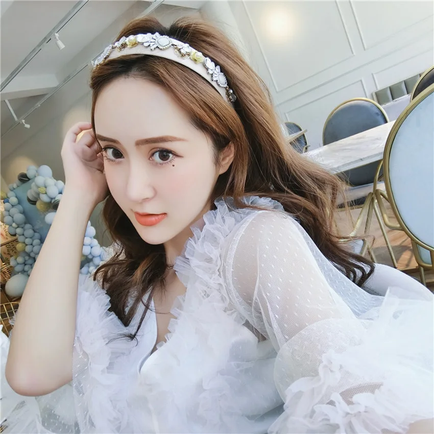 

Handmade Flower Crystal Hair Hoop Ins Fashion Rhinestone Headbands for Women High Quality Hairband Woman Black Pink Headwear