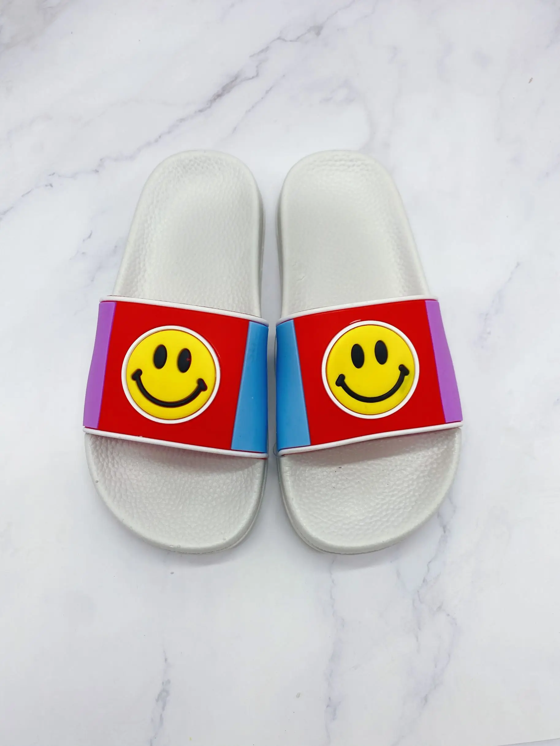 Милые домашние тапочки со смайликом Модные для мальчиков и девочек Домашние