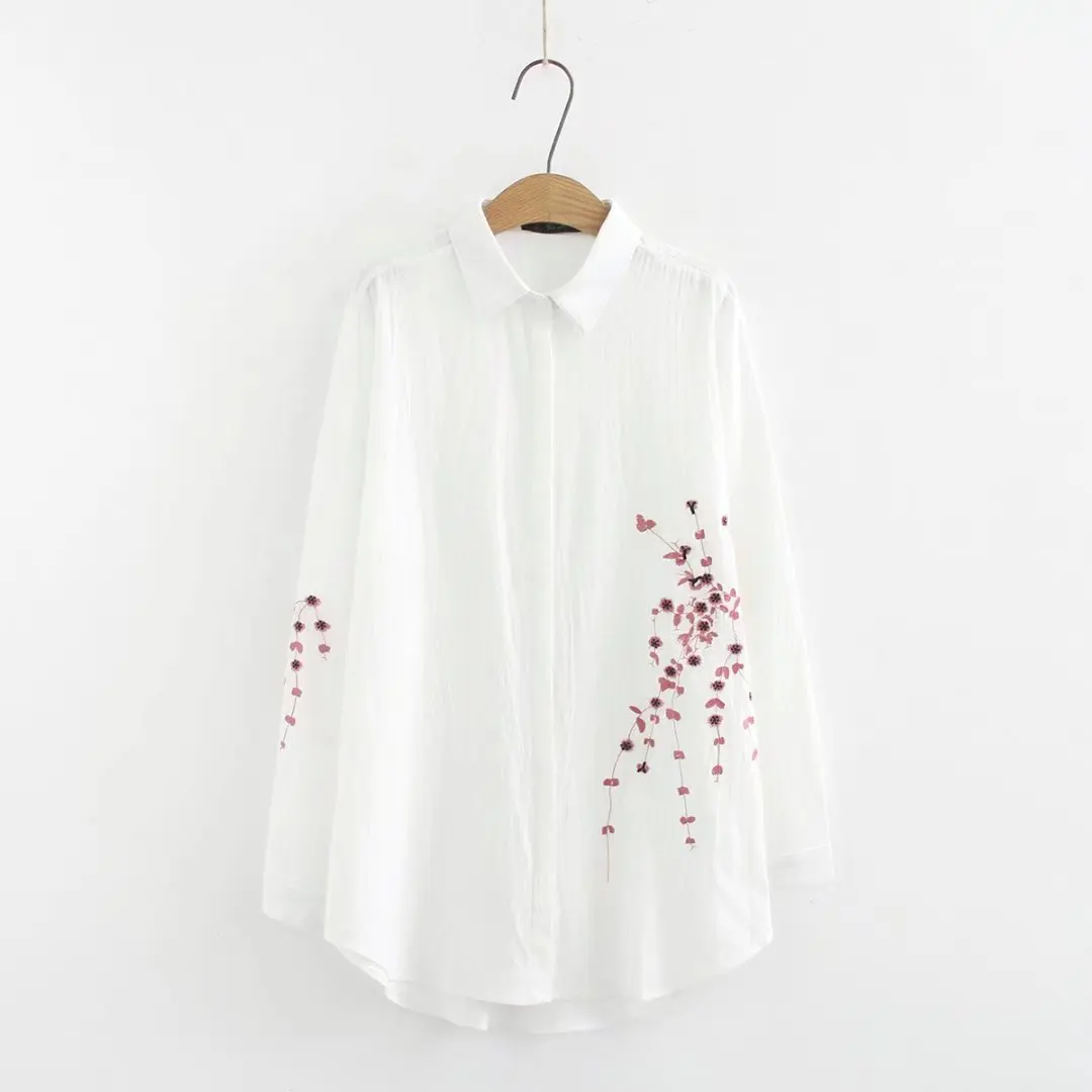 

Женская рубашка оверсайз с отложным воротником, Хлопковые женские блузки 2022, Весенняя женская одежда с длинным рукавом и цветочной вышивко...