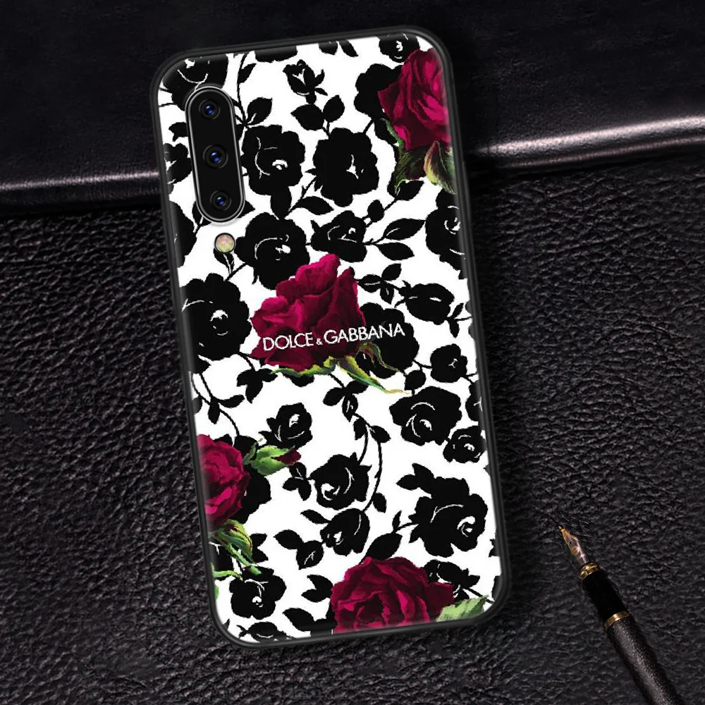 

Italian Luxury Brand D-Dolces Phone Case Cover For Samsung Galaxy A7 8 10 20 20e 21 30 30S 31 41 50 50S 51 70 71 91 black Etui