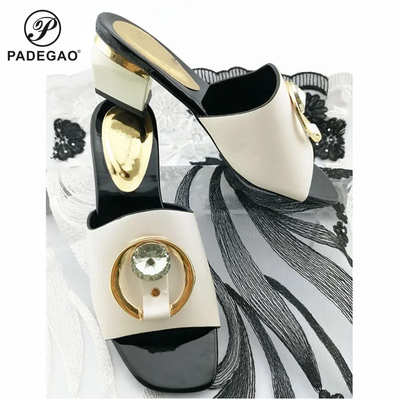 2020 Итальянские женские туфли черного цвета в зрелом стиле Вечерние на высоком