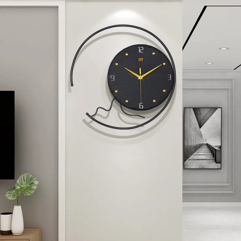 

Light Luxury Wall Clock Guest Home Decoration Clock Modern Minimalist Style Creative Personality Nordic Fashion Wall Hanging