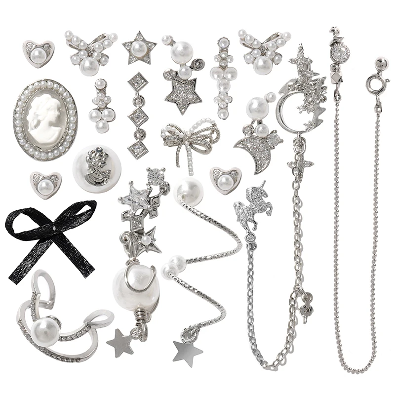

2Pieces Newest Lot Pendant Chain 3D Alloy Butterfly Nail Art Zircon Pearl Metal Manicure Nails DIY Accessories Nail Decoration