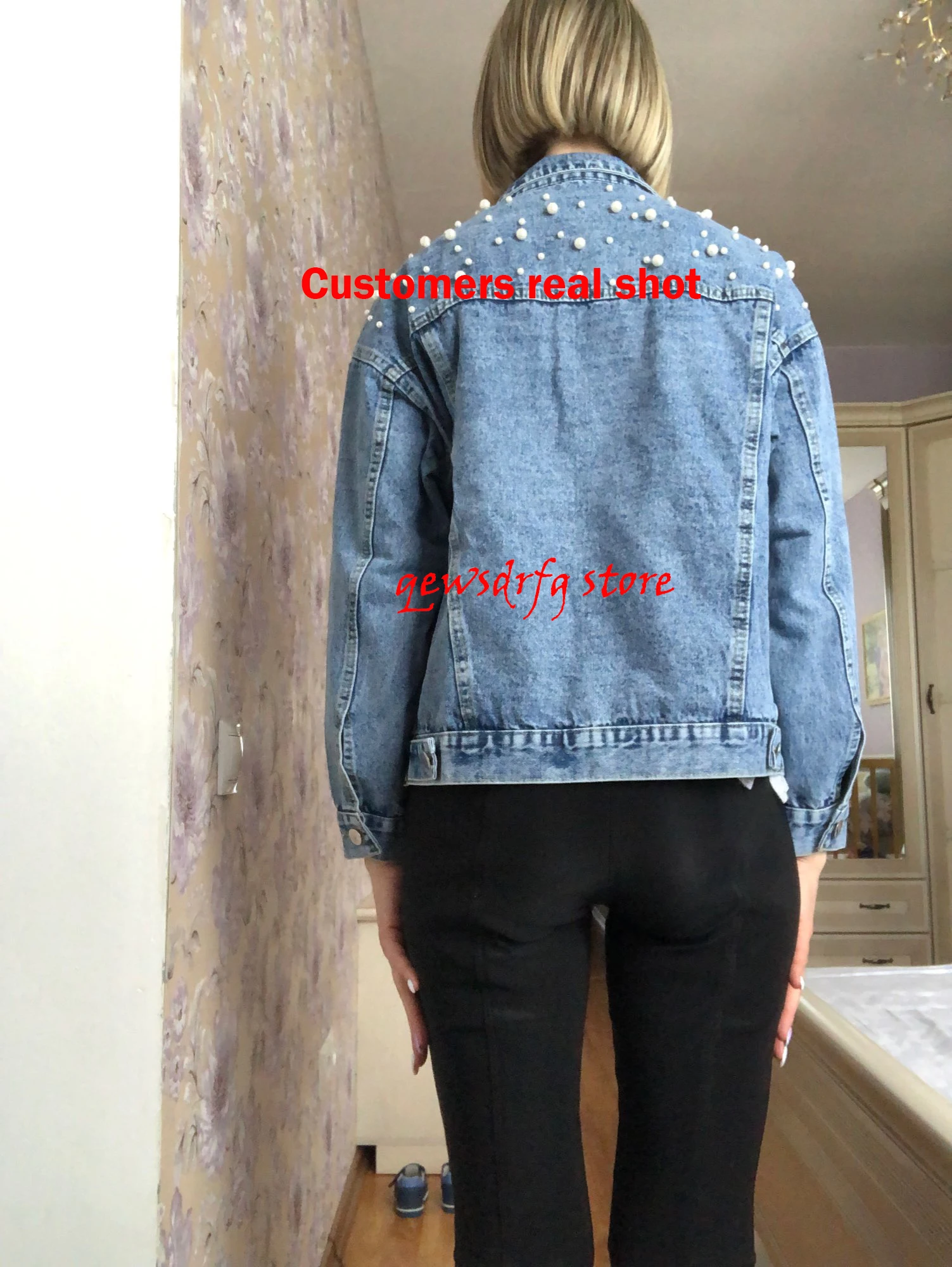 Куртка женская короткая бомбер из денима модная однобортная с бисером большие