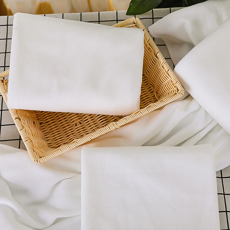 Одноразовое банное полотенце впитывающее быстросохнущее мягкое портативное