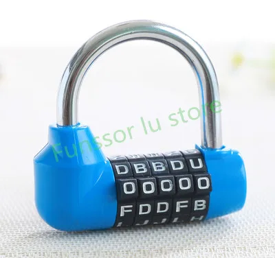 Карабин с пятизначным номером замок надписью комбинированный защитный