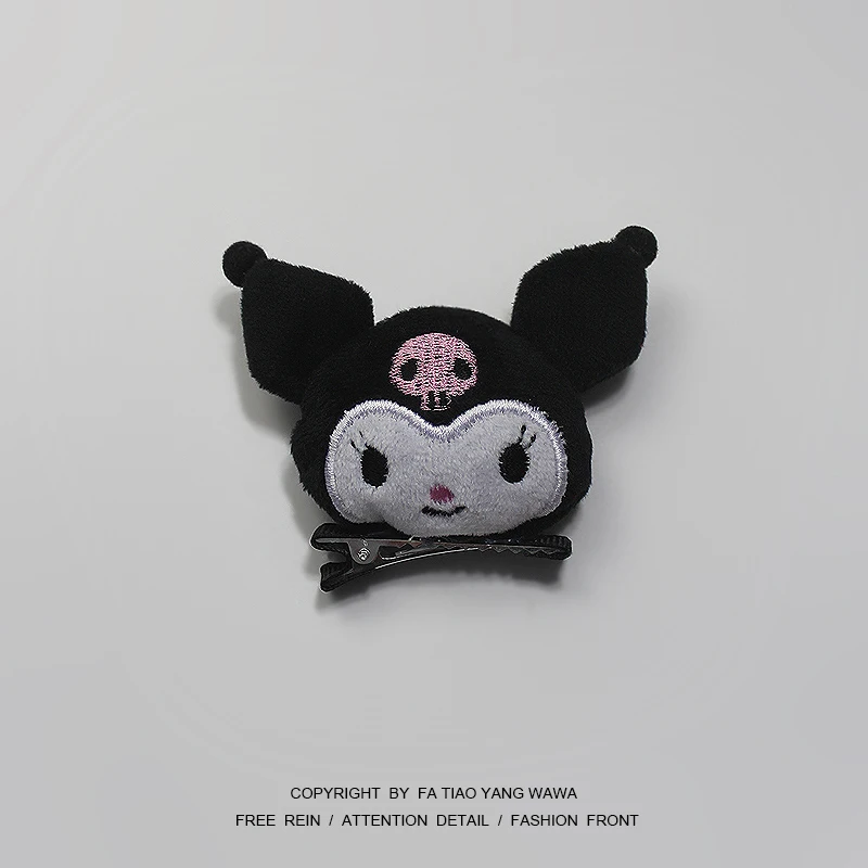 

Dark skull hairpin for little girl