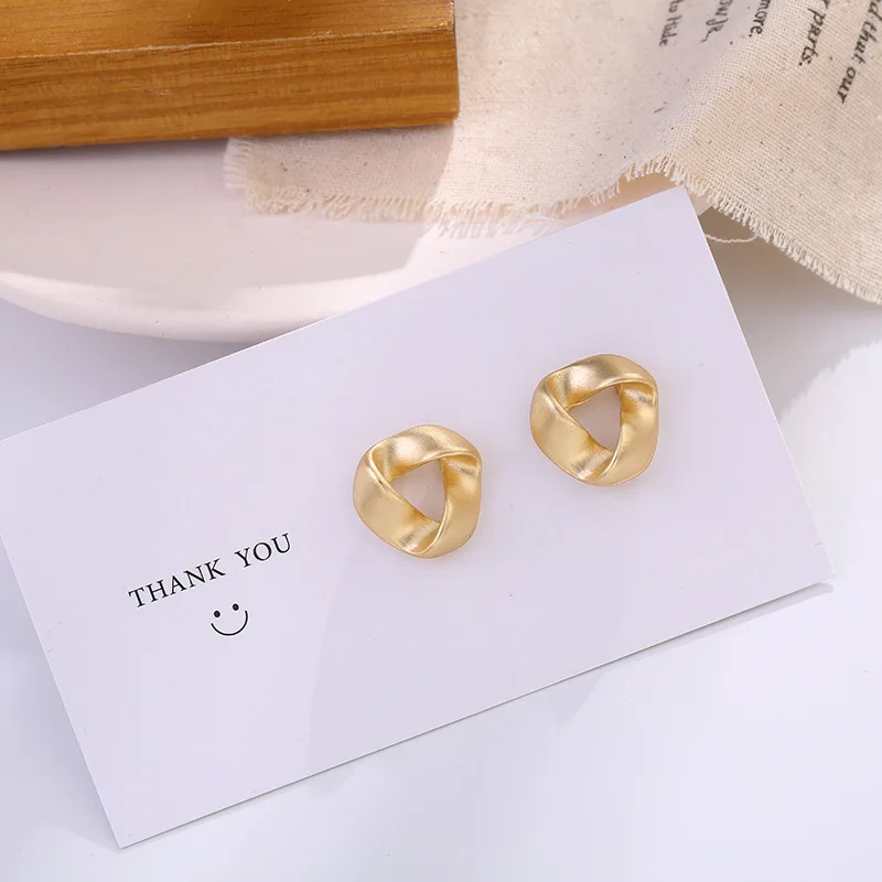 

Matte Gold Geometric Irregular Triangular Stud Earrings for Women Trendy Minimalism Jewelry 2021 New Clip Earrings Non Piercing