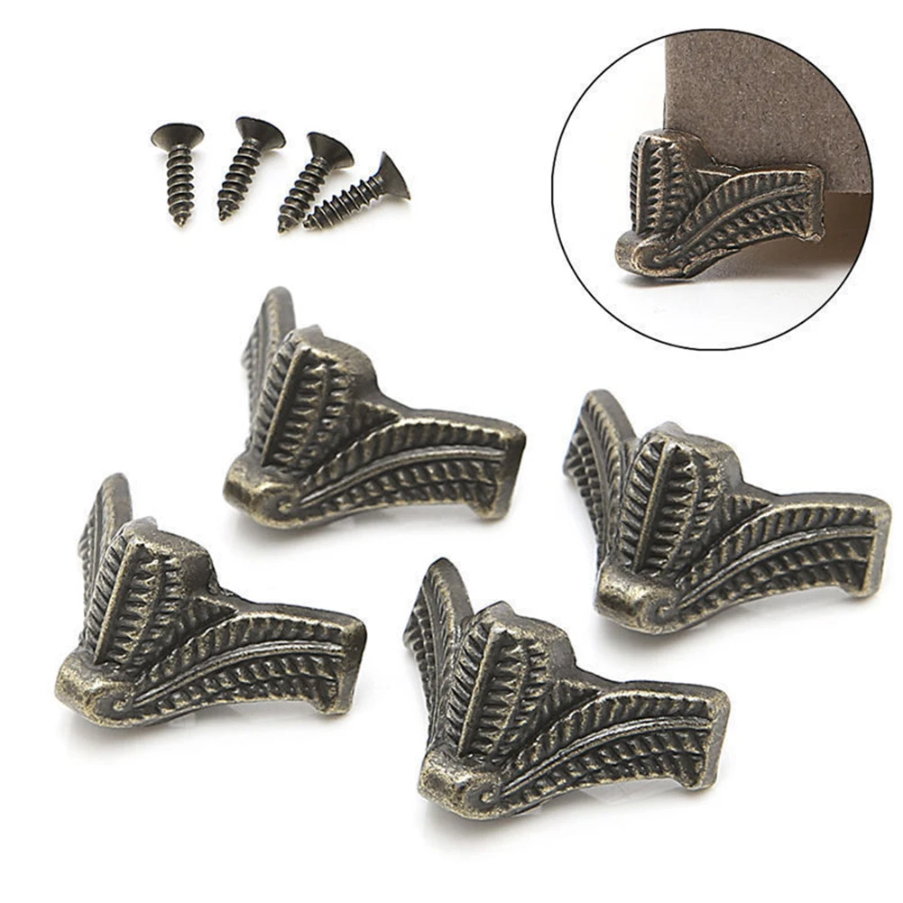 

4pcs Living Room Universal Home Decor Vintage Bedroom Zinc Alloy Bronze Durable Household Indoor Furniture Leg Protector