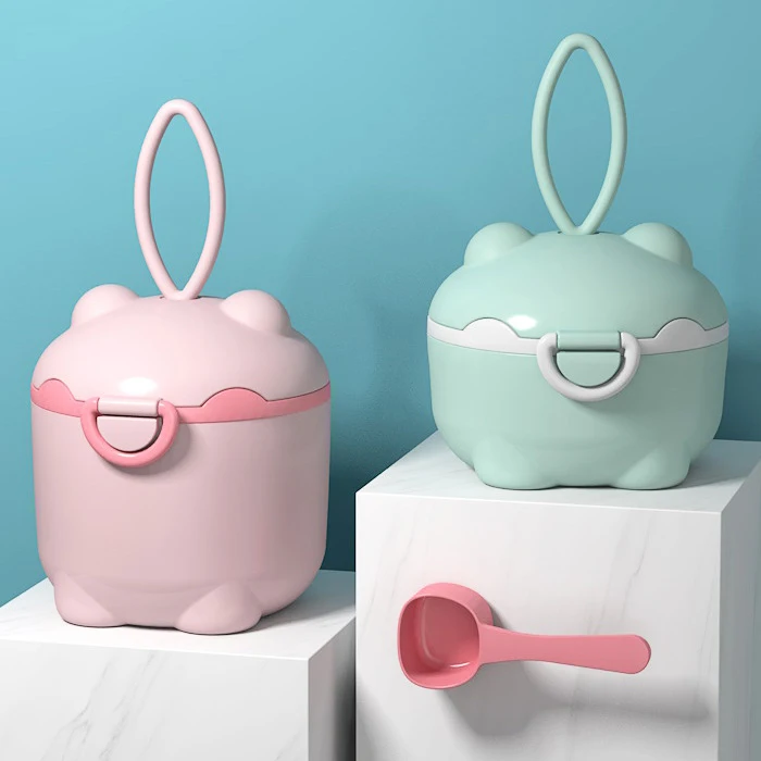 

New Baby Milk Powder Portable Cute Pig Food Storage Box Essential Cereal Infant Milk Powder Box Toddle Snacks Container