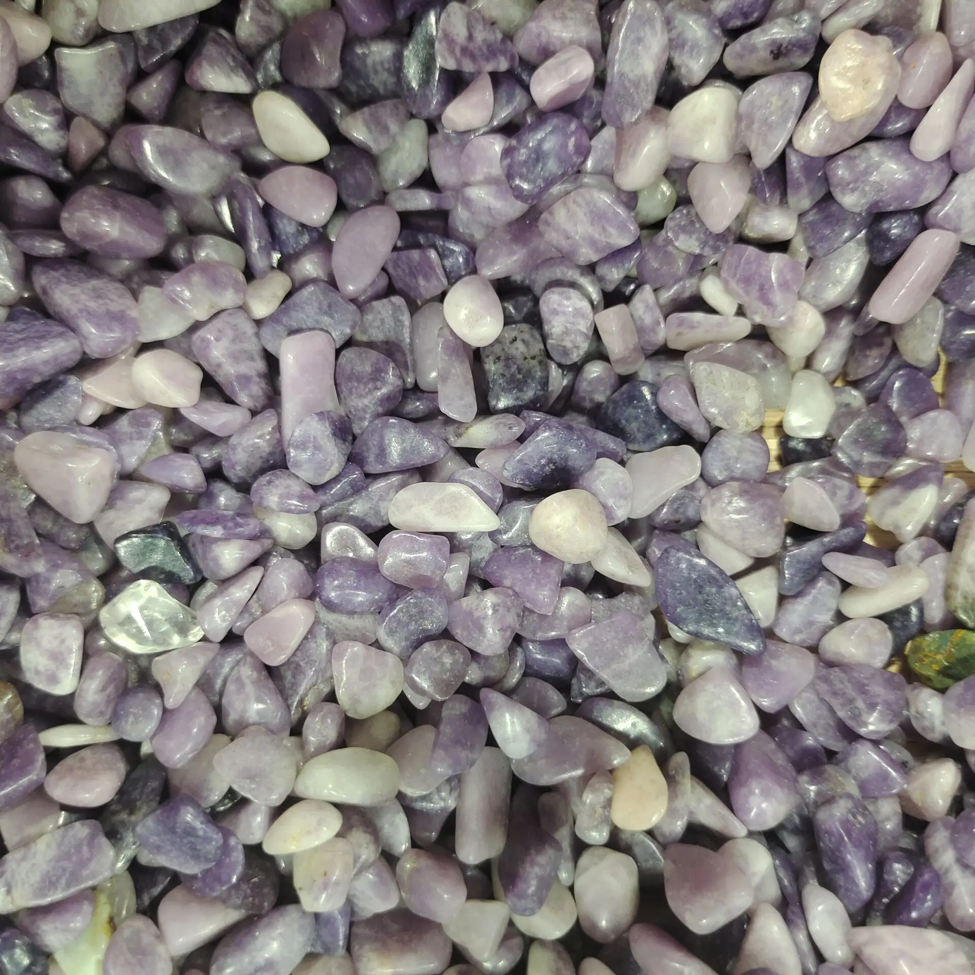 

Natural Purple Mica Energy Reiki Duobao Crystal Crushed Stone Fish Tank Aquarium Garden Healing Energy Stone Decoration