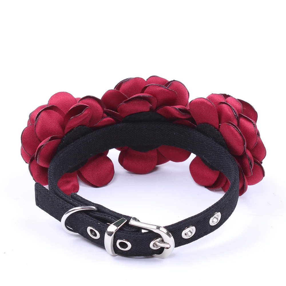 

2021 Pet Dog Collar Necklace Roses Flower Design Princess Cat Puppy Accessory 2 Sizes 4 Colours dog collar dog supplies