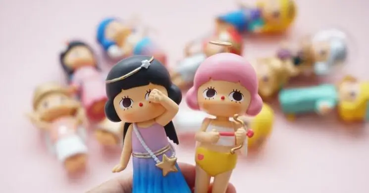 12 styles Blind-Box Mystery Unknown Box Random Doll Action Cute girl Child toy Mobile phone case decoration New Home decoration