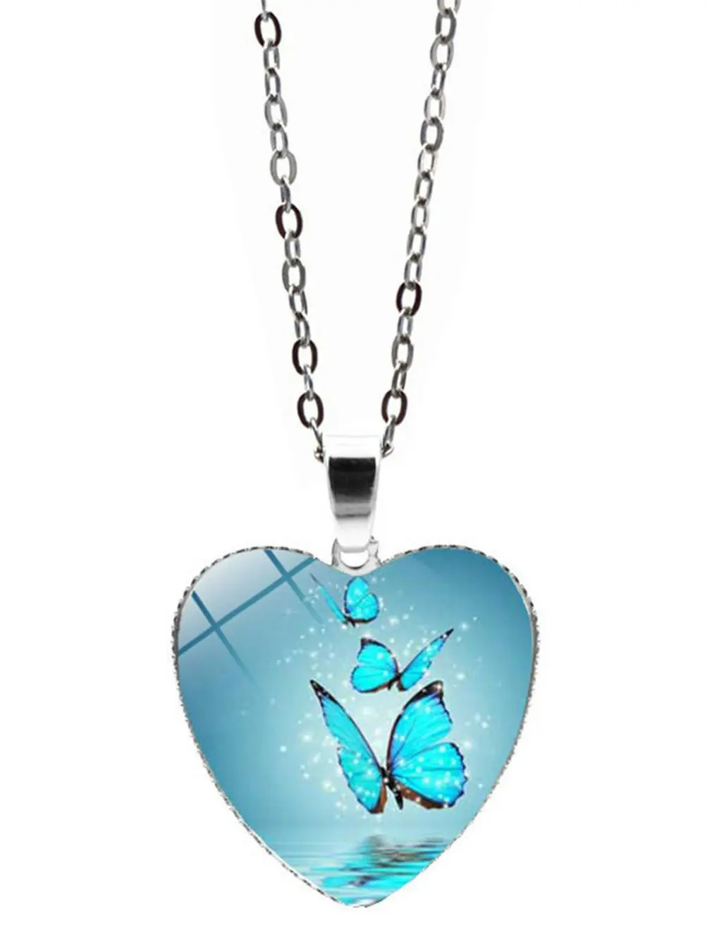 

European And American Necklaces Heart-shaped Fantasy Butterfly Jewelry Necklace Pendant Heart Gem Jewelry Random Color