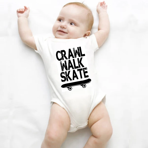 Одежда для новорожденных с буквенным принтом Цельнокроеная маленьких девочек