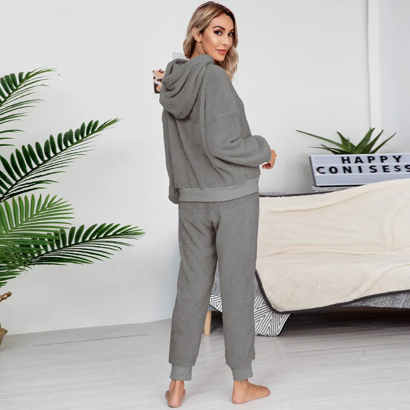 저렴한 컴포트 벨벳 여성 의상 후드 탑 + 바지 두 조각 세트 풀 슬리브 LooseTracksuit Pullovers 라운지 착용 세트