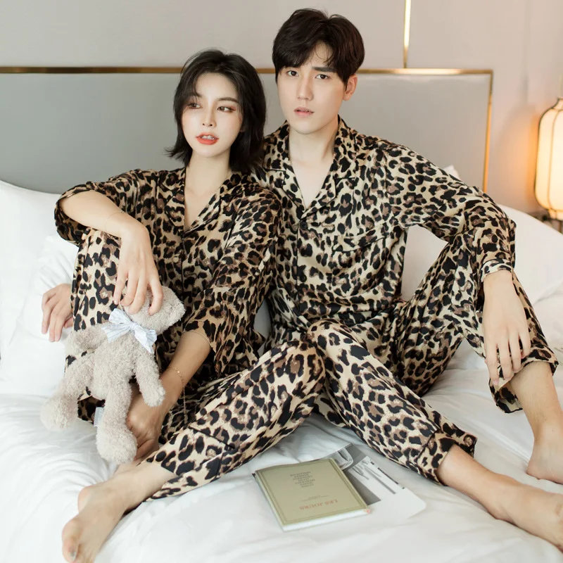 

Summer New Fashion Leopard Couple Pajama Sets Imitated Silk Fabric Pyjama Suit Nightwear Lovers' Pijama Soft Cozy Modern Style