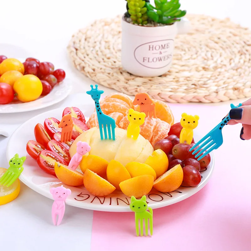 

1set Mini Kids Animal Farm Fruit Fork Cartoon Snack Cake Dessert Food Fruit Toothpick Lunch Party Decoration Random Color