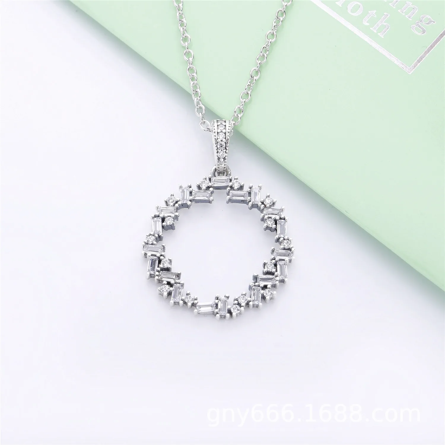 

Original 925 Sterling Silver Shards of Sparkle Europe Pendant Necklace Fashion For Women Bead Charm Holiday Gifts DIY Jewelry